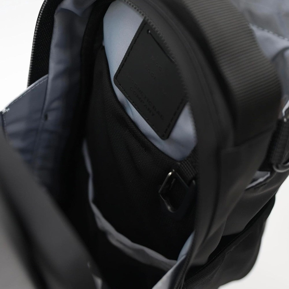 Magnetic Water Bottle Waist Bag